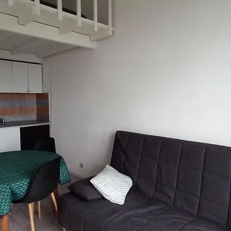 Capucine Apartment